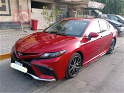 تۆیۆتا کامری